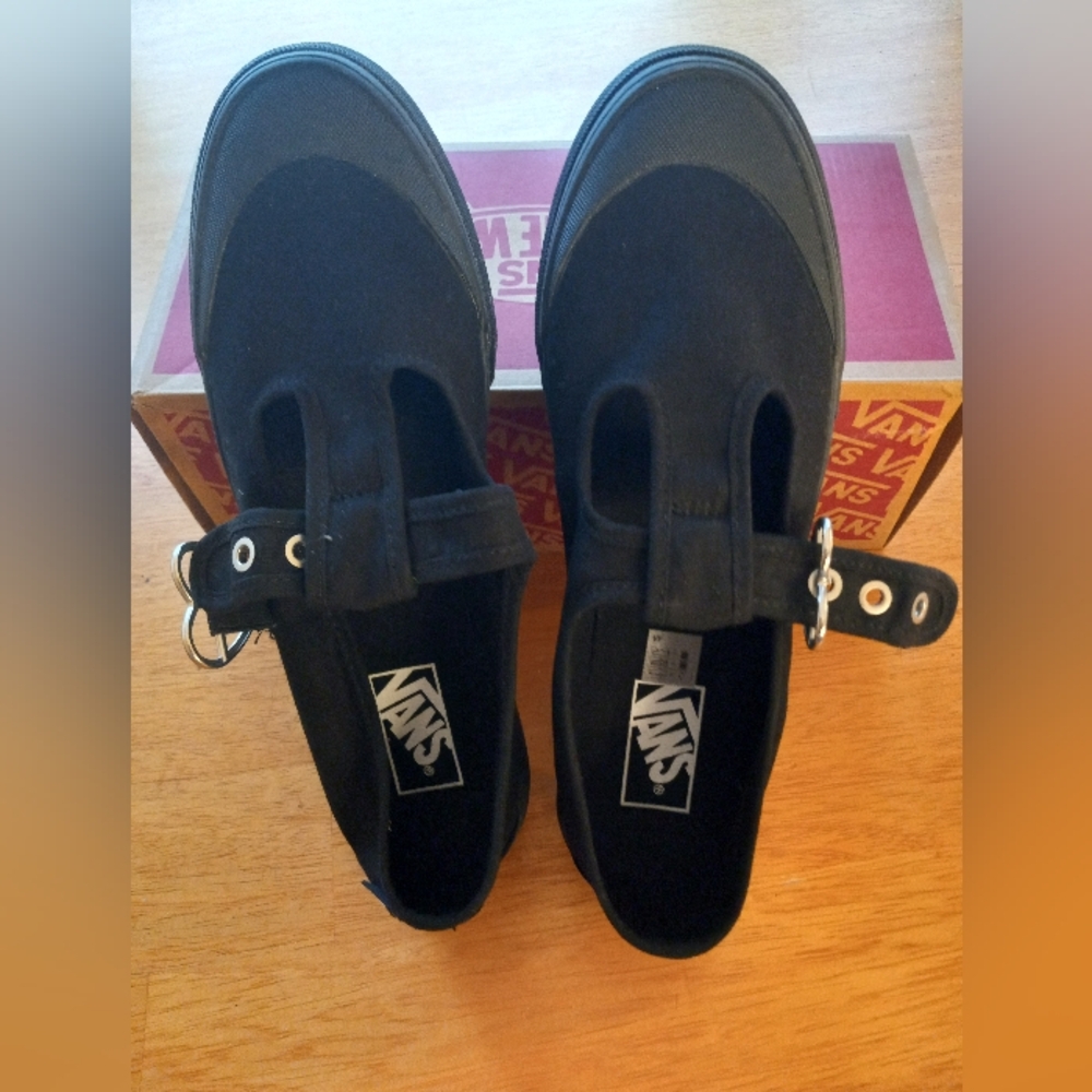 Vans Black Mary Jane T Bar Canvas Shoes Size 10 With Metal Heart